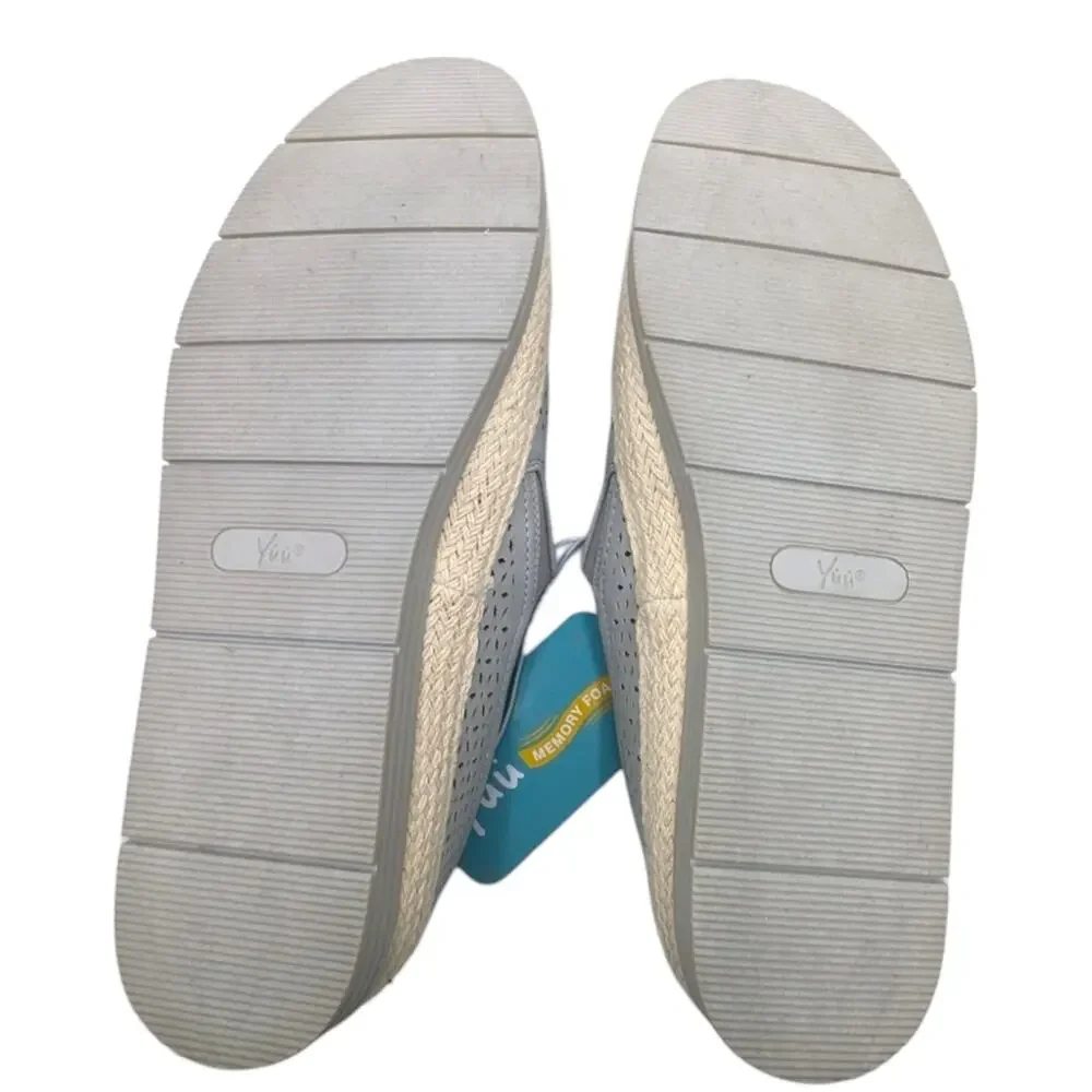 Yuu Womens Lacey Slip-On Light Gray Shoes Size 10 New with Tags Memory Foam